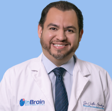 Dr. Víctor Mendoza